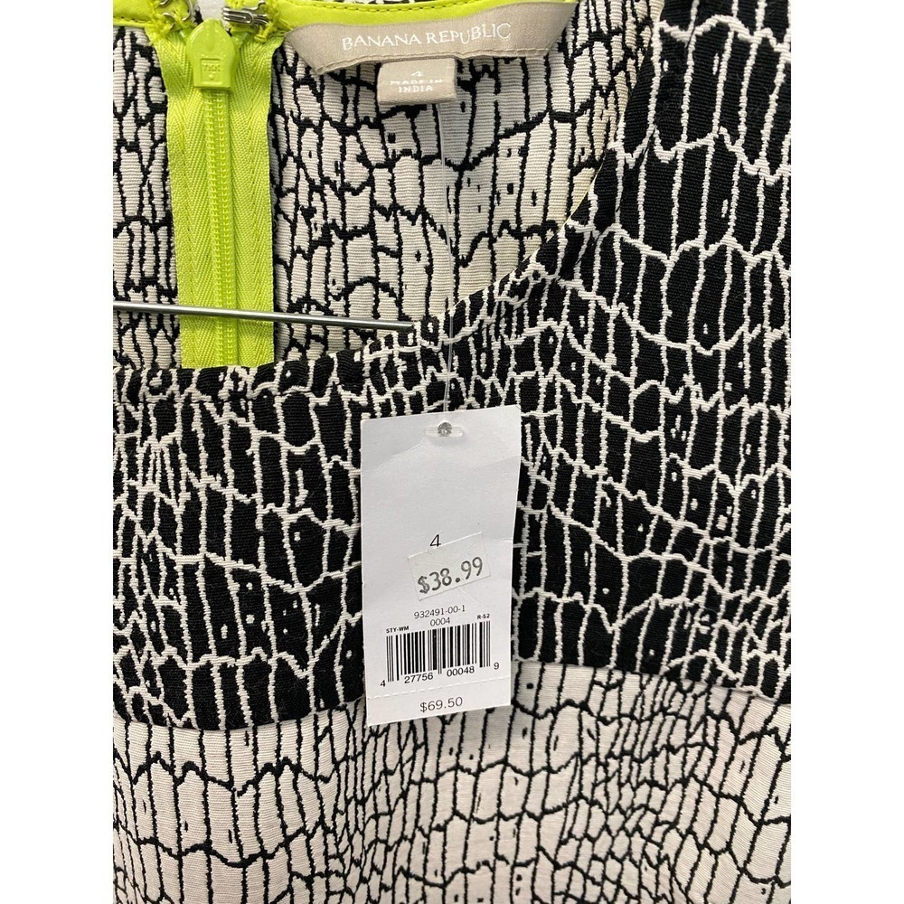 NWT Banana Republic Top 4 Black White Textured Cotton Blend Sleeveless Patterned - Picture 5 of 5